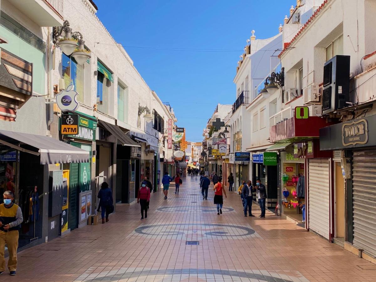 Alojamiento En La Carihuela-Costa Del Sol 托雷莫利诺斯 外观 照片